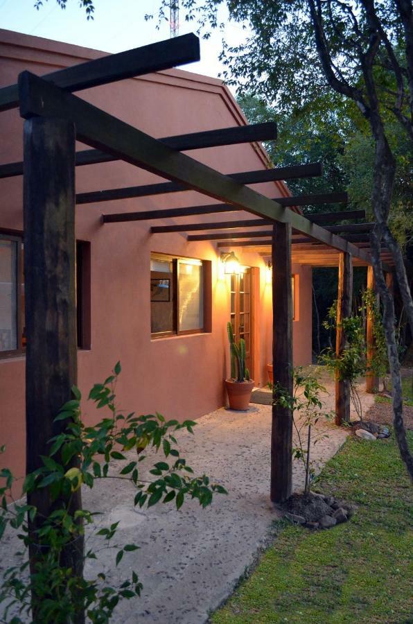 Posada Che Teindy Колония-Карлос-Пеллегрини Экстерьер фото